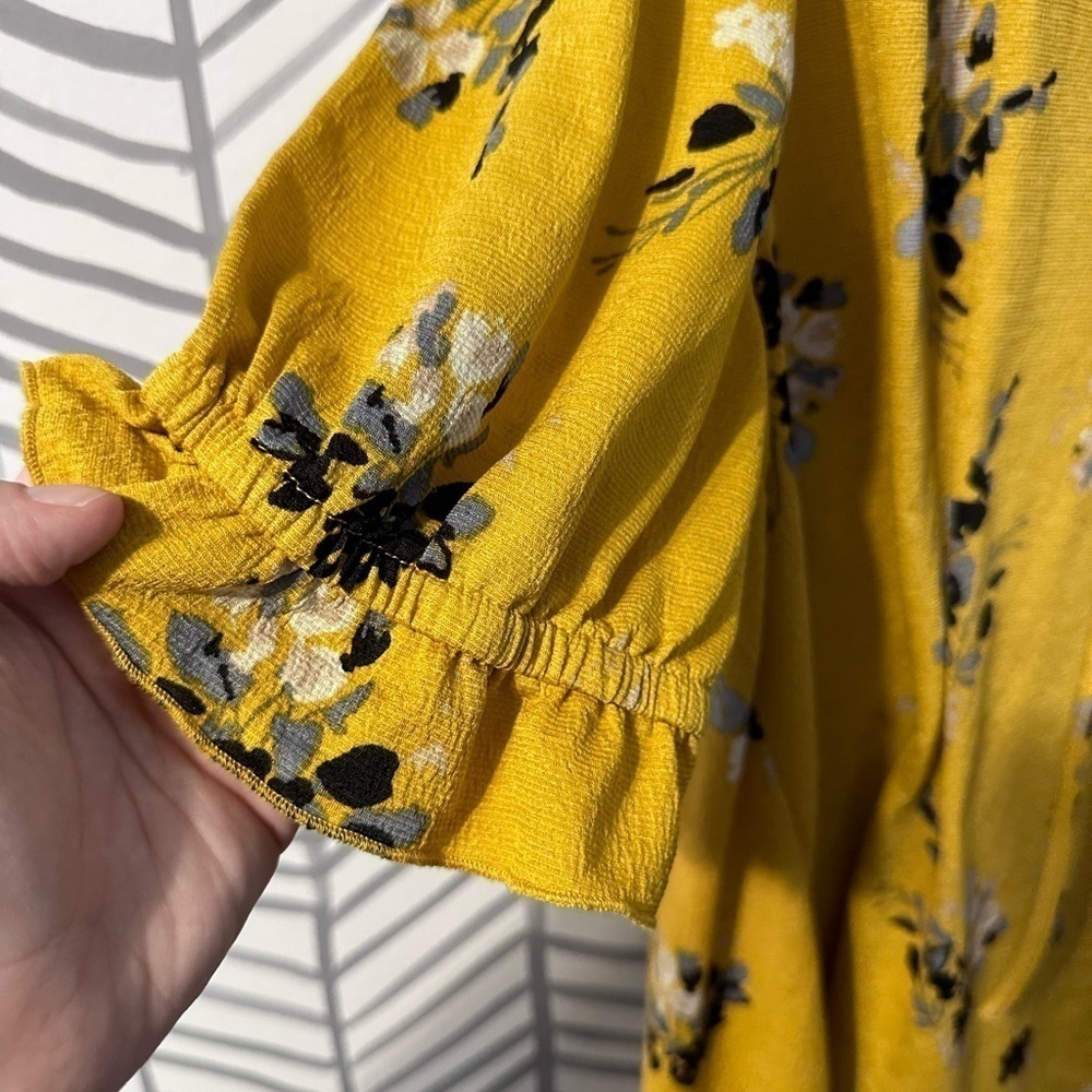 MELLODAY Yellow Puff Sleeve Smocked Blouse - Picture 5 of 6